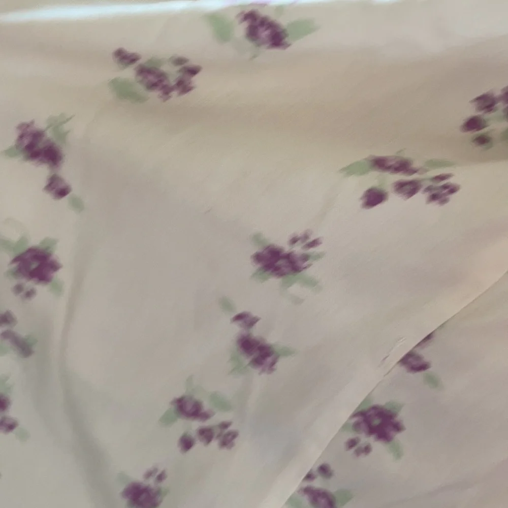 Purple and white floral wild fable long sleeve - Picture 5 of 5